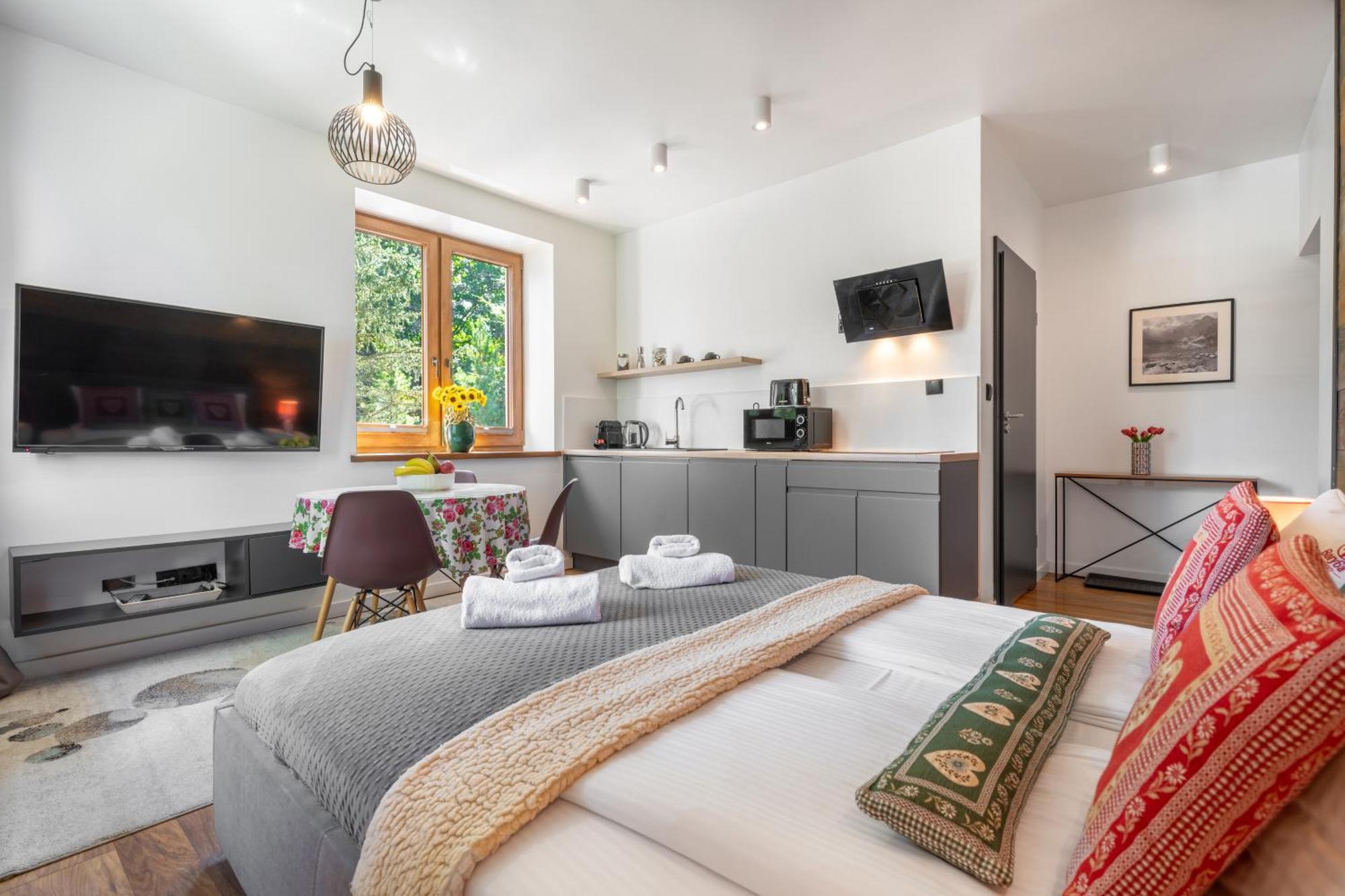 Jarosta & Spa, Ac -free Parking *