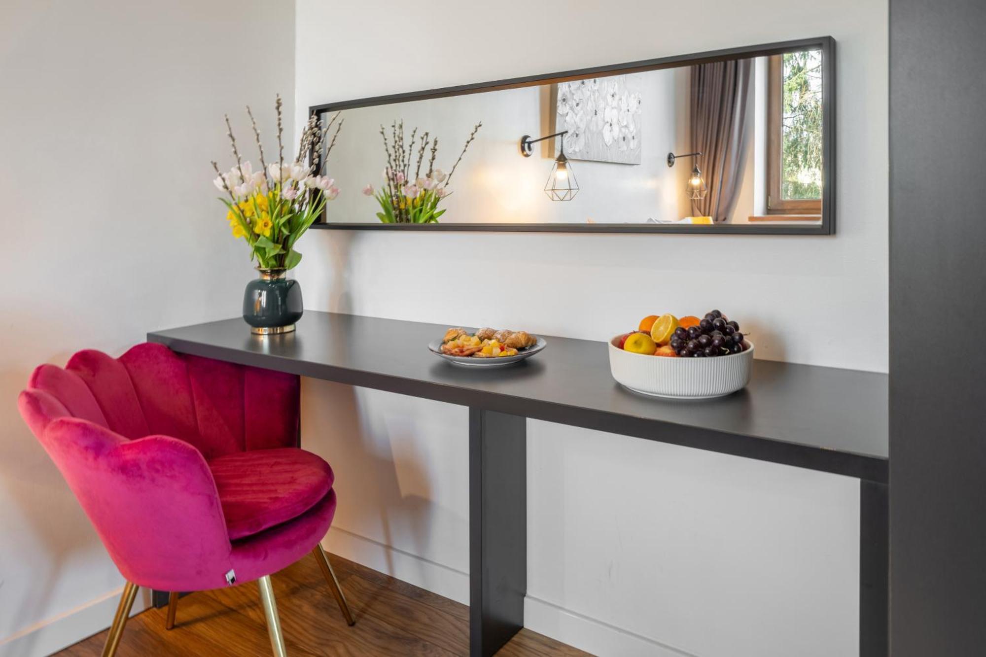 Jarosta & Spa, Ac -free Parking